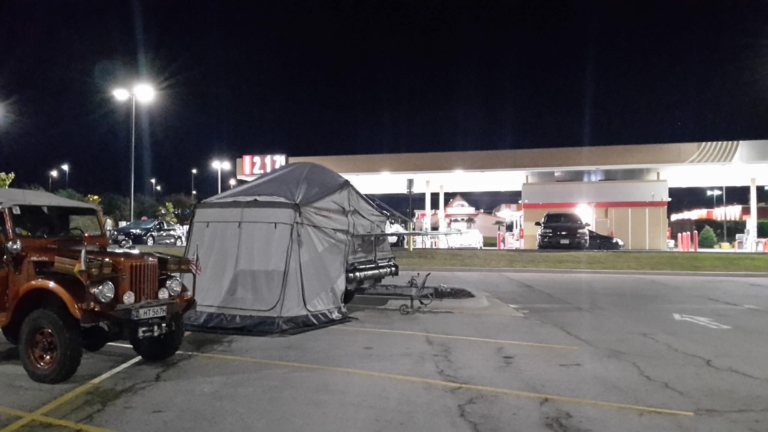 ...et les patrouilles de police vérifient la nuit si tout est en ordre.